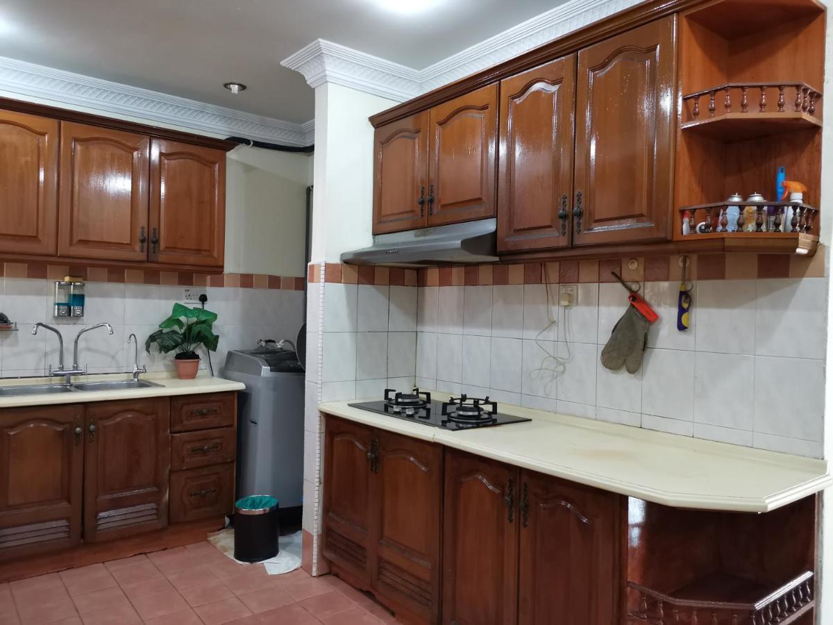 Ainis Guest House In Vista Amani Condominium Kuala Lumpur Buitenkant foto