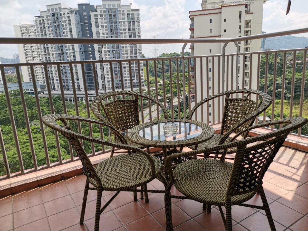 Ainis Guest House In Vista Amani Condominium Kuala Lumpur Buitenkant foto